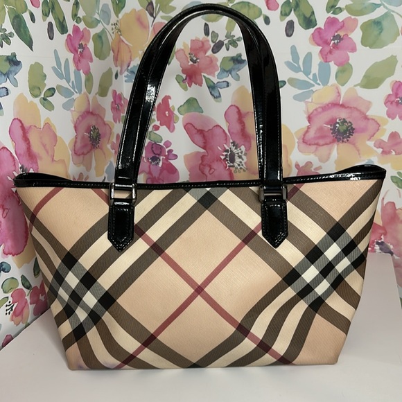 💯Authentic Burberry Tote Bag🍀 - Picture 1 of 16